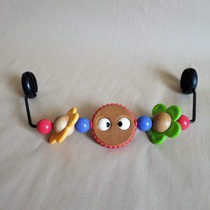 baby bjorn googly eyes toy bar